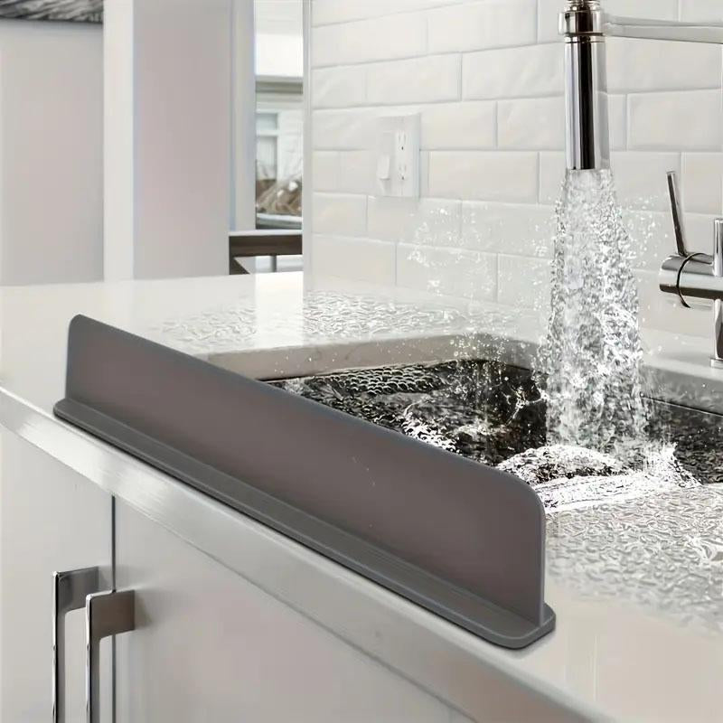 Silicone Sink Splash Guard – Non-Slip Water Barrier with Suction Cups for Kitchen Sinks, Dishwashing & Countertops – Prevents Water Splashes, Ideal for Home Cooks & Cleaners